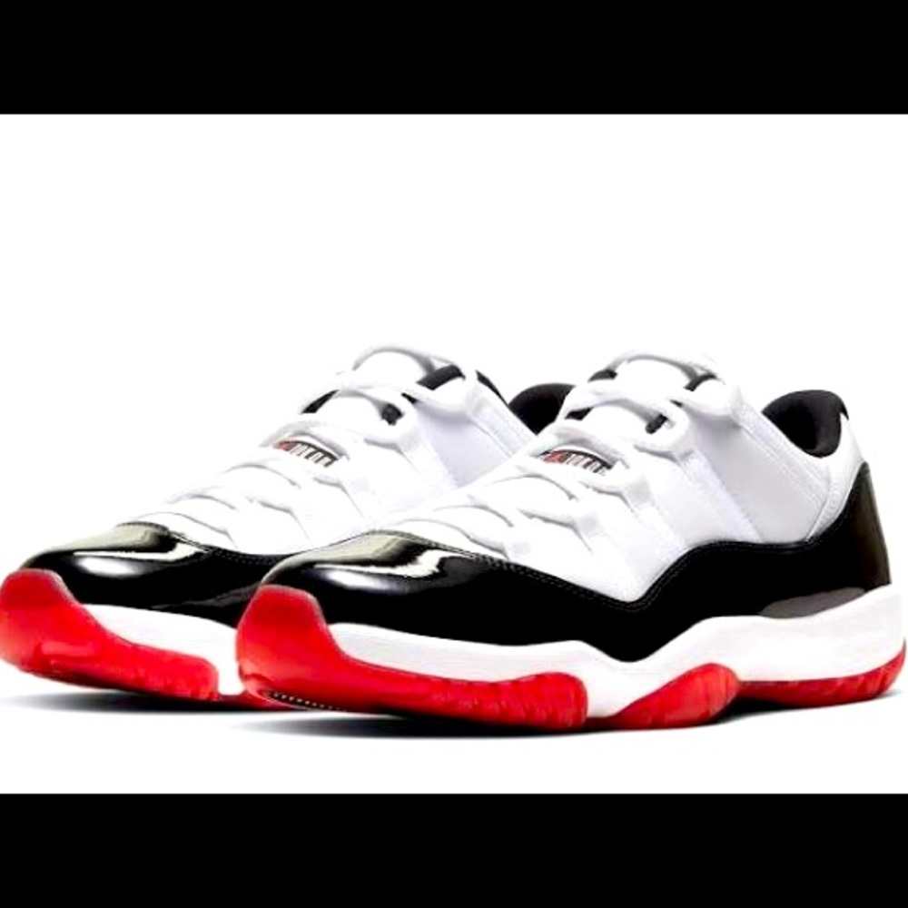 Air Jordan 11 Retro Low Concord Bred Sz. 11